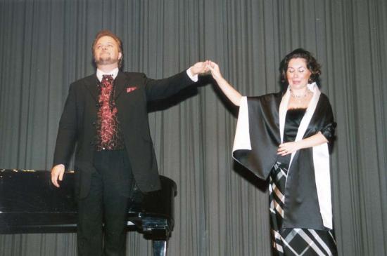 Hannu Jurmu, tenori ja Lilia Varnas, sopraano