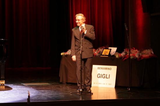Jari Parviainen Basso Konserttien Esiintyj t Konsertit Etusivu Jari Parviainen Basso Konserttien Esiintyj t Konsertit Etusivu